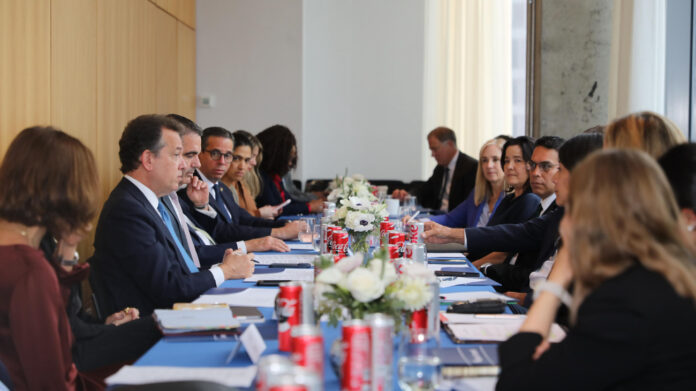 Ito Bisonó representa al presidente Abinader en encuentro con líderes globales en Nueva York