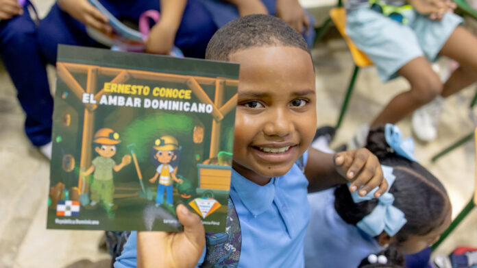 Medio Ambiente promueve la educación ambiental infantil en la Feria del Libro 2025