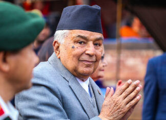 Desmienten la dimisión del presidente de Nepal