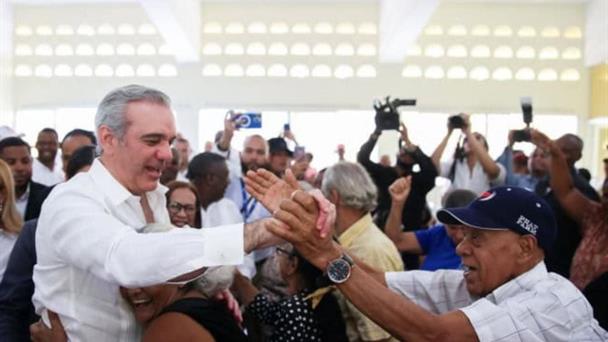 Abinader encabezará mesa de trabajo en SDN y anunciará importantes obras en Santiago