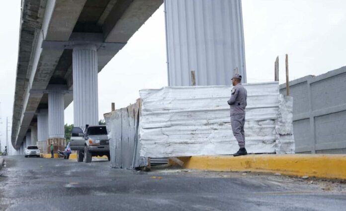 OPRET: Pedazos desprendidos de columna del Metro hacia Los Alcarrizos no afectan la obra