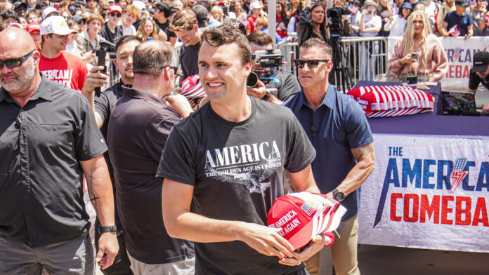 Gobernador de Utah: El crimen contra Charlie Kirk fue un "asesinato político"