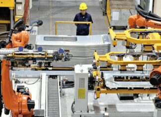 China instala más robots industriales que el resto del mundo combinado