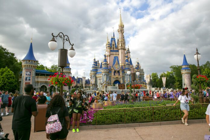 Muere la segunda persona en una semana en instalaciones de Disney World