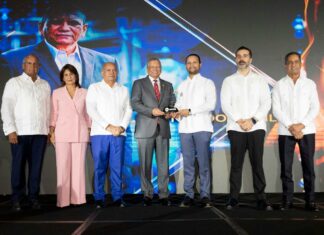 Productores de asfalto reconoce al doctor Leonardo Aguilera por su apoyo al desarrollo del sector