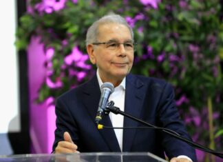 Danilo Medina: “El Gobierno tendrá que pagar 324 mil millones solo para pagar intereses”