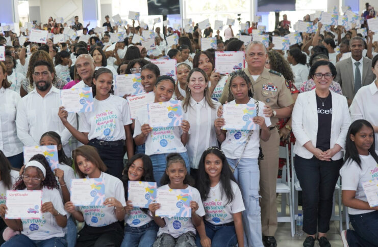 Dirección de Desarrollo Social Supérate graduó 1,187 niñas y adolescentes del proyecto “Club de Chicas”