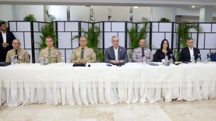 Abinader encabeza reunión de seguimiento al Plan de Seguridad Ciudadana