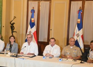 Varias provincias en alerta roja; Gobierno reduce horario laboral y suspende docencia por paso de Melissa