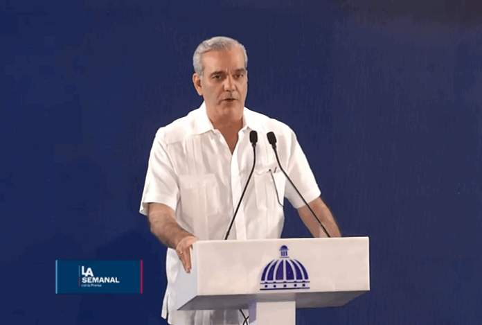 Abinader confirma entrega del bono navideño y pago del doble sueldo