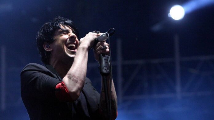 Famoso cantante de rock pedófilo es asesinado en su celda