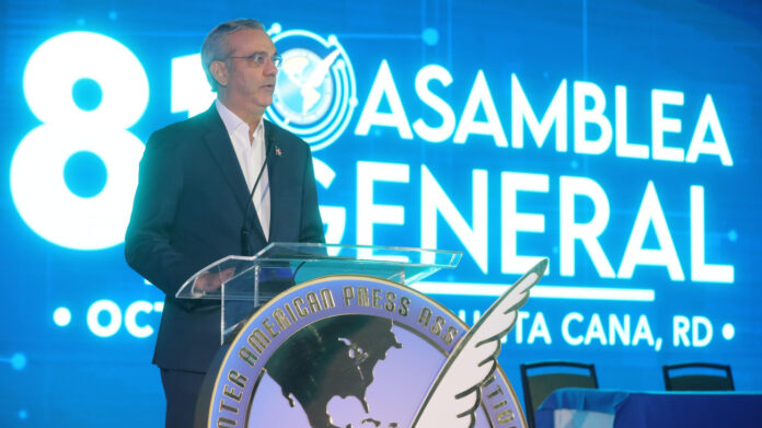 Abinader: "La libertad de prensa es fundamental para la democracia"