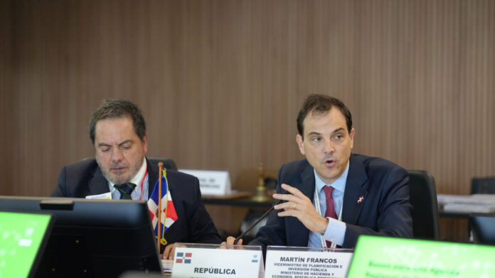 RD lidera la vigésima reunión del Consejo Regional de Planificación