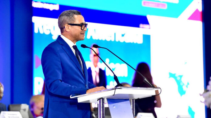 Ministro de Trabajo presenta avances del país en promoción del empleo decente y protección de trabajadores