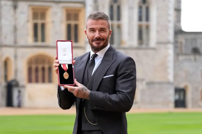 Rey Carlos III otorga el título de caballero al exfutbolista David Beckham -1200x800