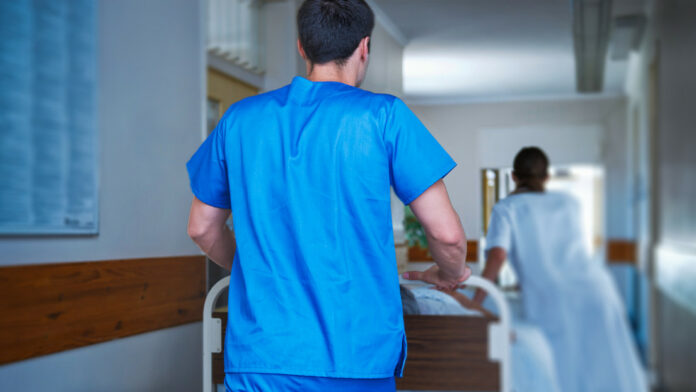 Enfermero mató a 10 pacientes para minimizar su trabajo en turnos de noche