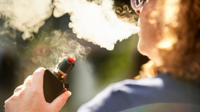 Putin apoya que se prohíba la venta de 'vape'