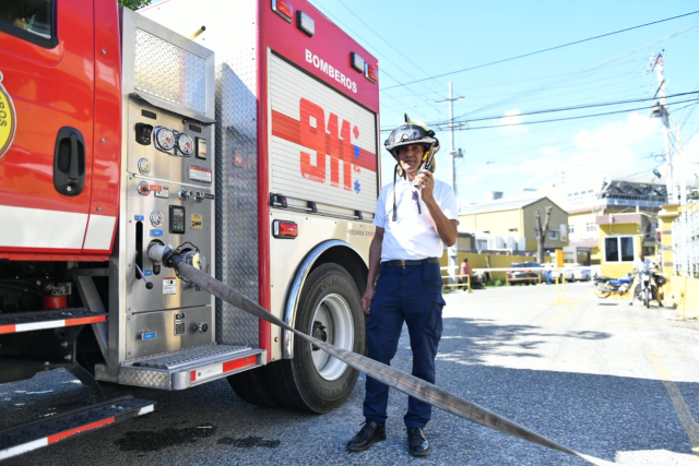 Bomberos del DN realizarán este sábado simulacro de rescate con cuerdas en Los Próceres
