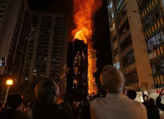 Primeros arrestos en Hong Kong tras infernal incendio que dejó decenas de muertos y desaparecidos