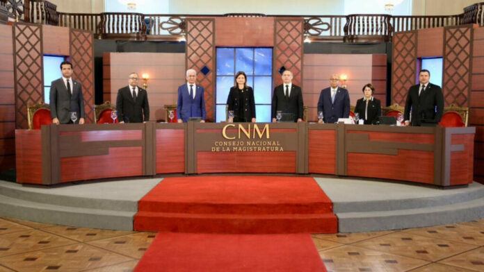 Raquel Peña continúa vistas públicas del Consejo Nacional de la Magistratura