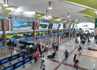 Abinader afirma que Aerodom está «en proceso» de pagar la multa por el apagón en el AILA