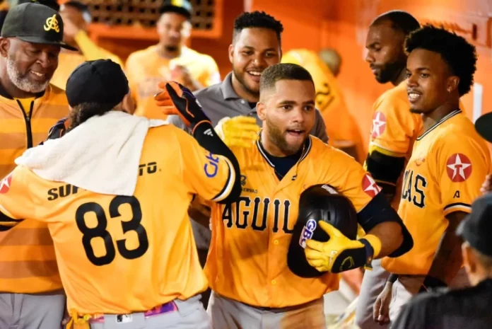 Águilas vencen a los Toros 6-4