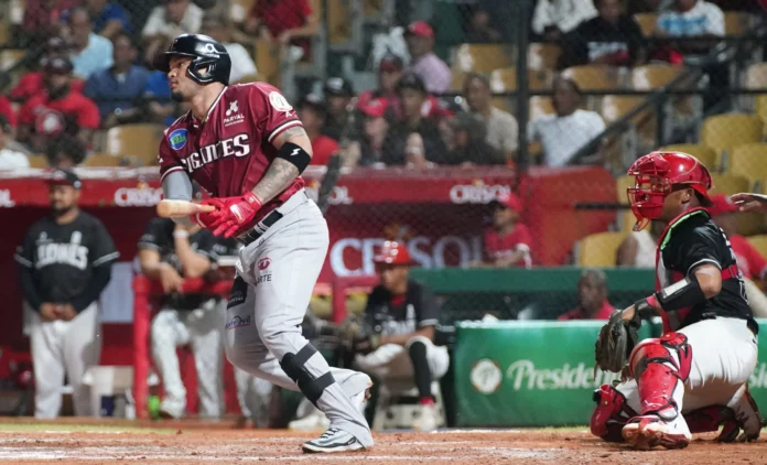 Jordan Díaz jonronea y guía triunfo sobre el Escogido