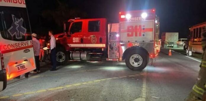 Tres alemanes en estado delicado tras accidente en el Boulevard Turístico del EsteTres alemanes en estado delicado tras accidente en el Boulevard Turístico del Este