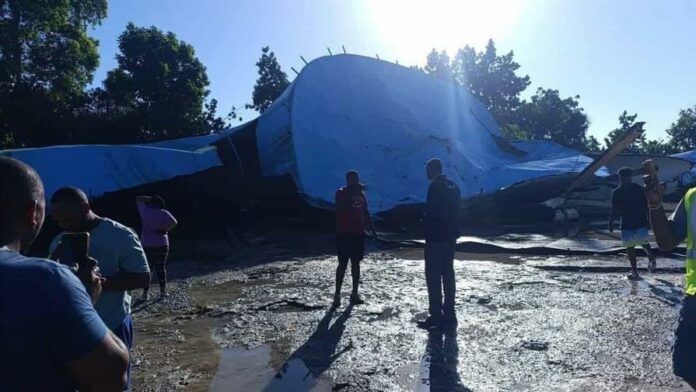 Dos personas heridas y varias viviendas afectadas por explosión de un tanque de agua en SPM