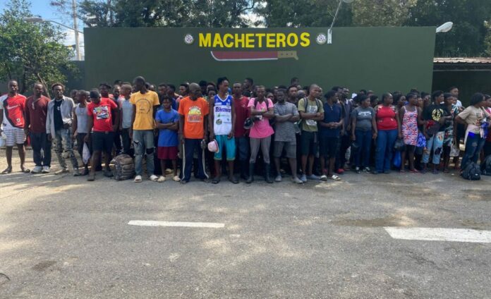 Ejército detiene 130 haitianos indocumentados en provincia Valverde