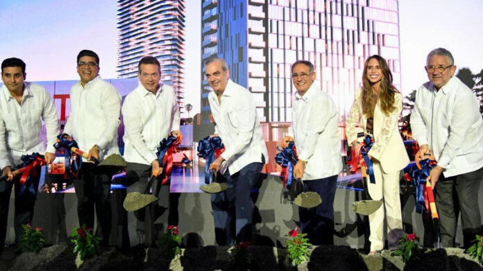 Abinader da el primer palazo para la construcción del City Center by Lady Lee