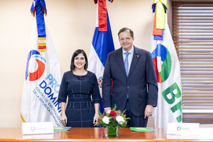 Biviana Riveiro Disla y Steven Puig 2