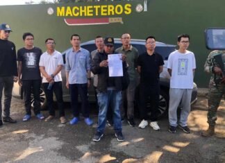 Ejército intercepta una yipeta con siete chinos indocumentados en Montecristi