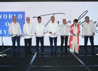 Abinader inaugura nuevos hoteles Secrets Playa Esmeralda y Dreams Playa Esmeralda en Miches