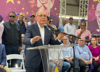 Danilo Medina: «El pueblo debe de aprender a conocer a la persona, no por el discurso sino por lo que hace»