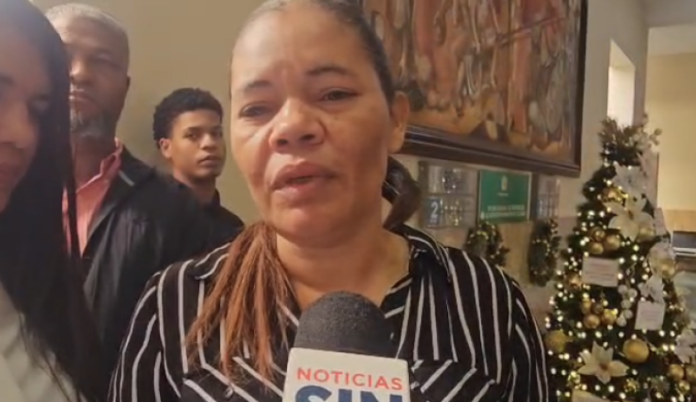 "No hubo atraco, hubo acoso", madre de Perla Yoskasta desmiente versiones