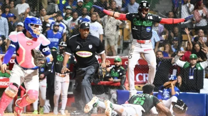 Estrellas Orientales vencen 10-2 a los Tigres del Licey