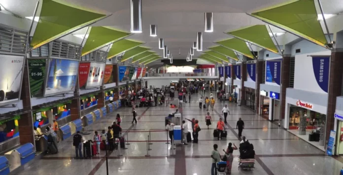 Dirección General de Migración informa falla técnica en página del E-ticket