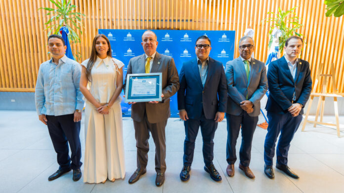 Ministerio de Hacienda obtiene certificación ISO por su sistema de gestión antisoborno