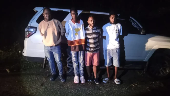 Ejército detiene a dos dominicanos y dos haitianos al intentar cruzar ilegalmente hacia Haití