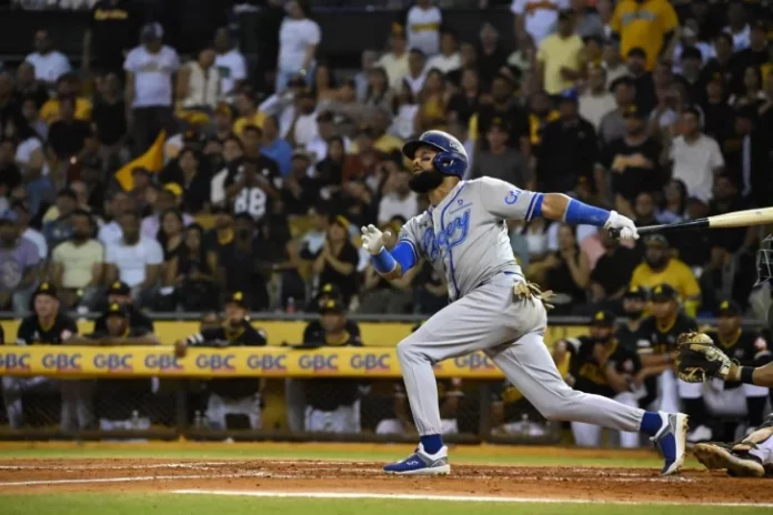 Tigres del Licey vence 4-2 a las Águilas