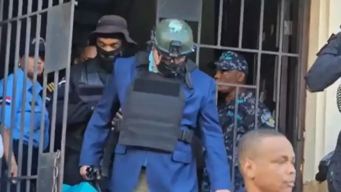 Trasladan a Eduardo Read para cumplir arresto domiciliario