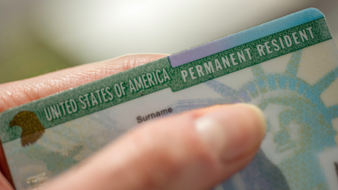 EEUU suspende procesos de residencia y ciudadanía a migrantes de Haití, Cuba, Venezuela y otros países