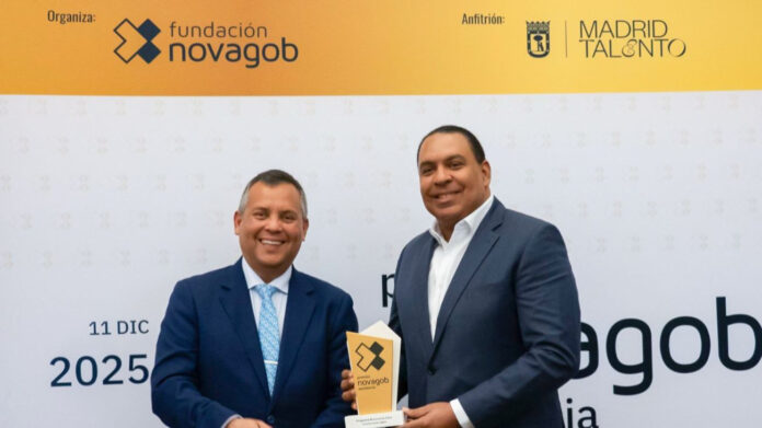 RD recibe premio NovaGob por el programa Burocracia Cero