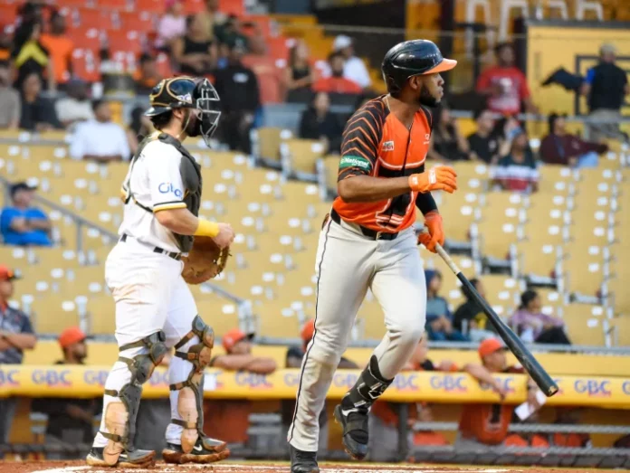 Toros cierran su temporada regular con triunfo ante Águilas