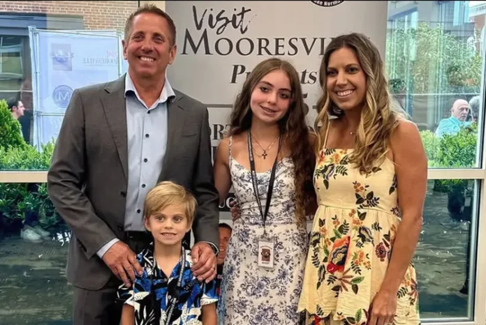 Muere excampeón de NASCAR, Greg Biffle junto a su esposa e hijos en accidente aéreo