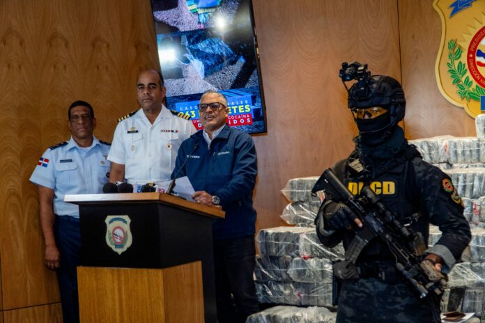 Decomisan 863 paquetes de presunta cocaína en Pedernales