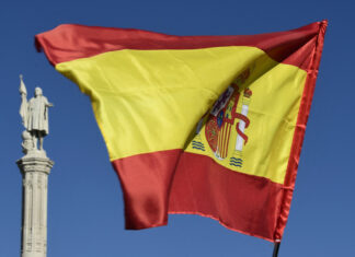 Lo que debes saber del plan de regularización a medio millón de inmigrantes en España