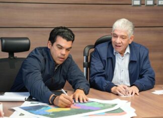 Obras Públicas e INAPA coordinan acciones para asfaltado y saneamiento en Boca Chica