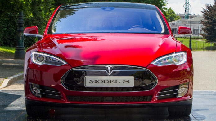 Tesla pone fin a dos modelos populares y anuncia un inesperado reemplazo